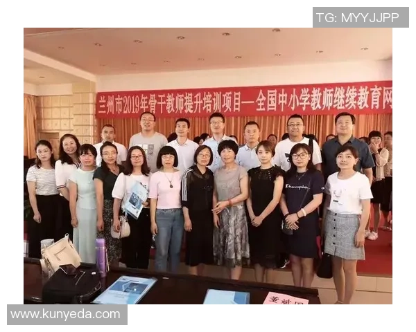 寓教于乐的足球明星带给孩子们的成长与快乐之路